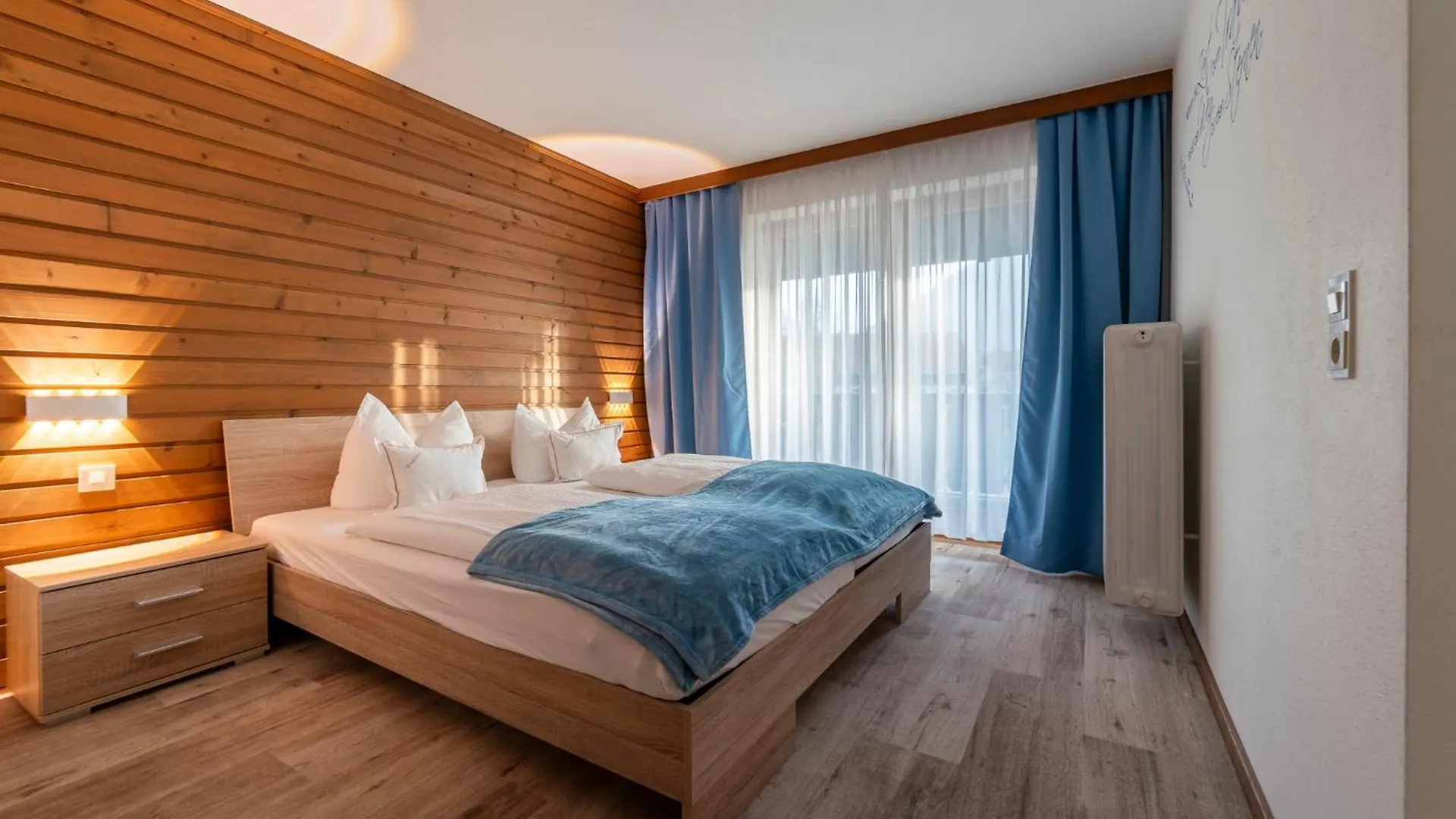 Guest house Gaestehaus Beim Schneidersepp Inkl. Chiemgaukarte Ruhpolding